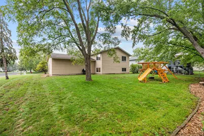 9612 Union Terrace Lane N, Maple Grove, MN 55369 - Photo 4