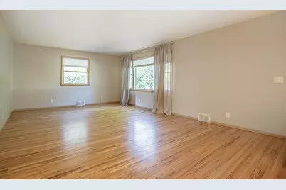 616 3rd Avenue NE, Osseo, MN 55369 - Photo 8