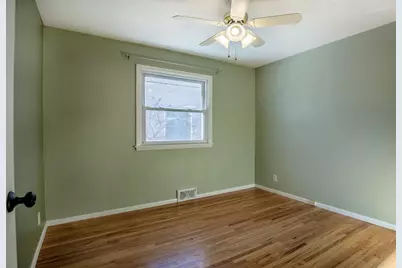 616 3rd Avenue NE, Osseo, MN 55369 - Photo 16