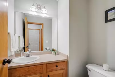 1645 County Road D E, Maplewood, MN 55109 - Photo 8