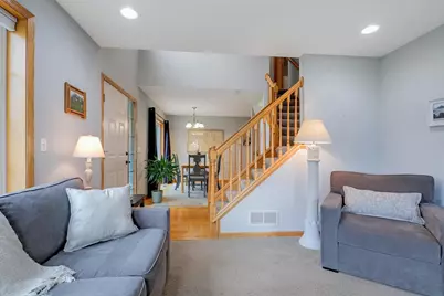 1645 County Road D E, Maplewood, MN 55109 - Photo 6