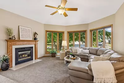 314 Wedgewood Drive, Mahtomedi, MN 55115 - Photo 18