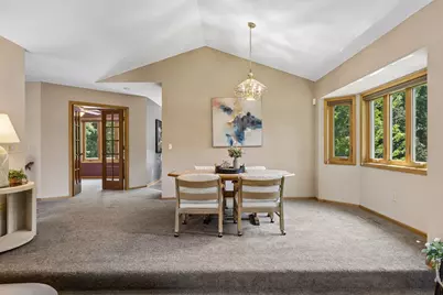 314 Wedgewood Drive, Mahtomedi, MN 55115 - Photo 14