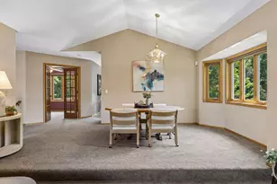 314 Wedgewood Dr, Mahtomedi, MN 55115 - Photo 14