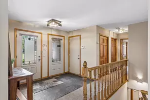 314 Wedgewood Dr, Mahtomedi, MN 55115 - Photo 10