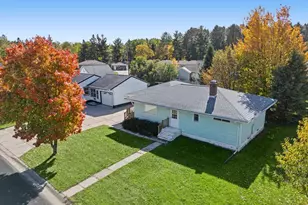 705 Arrowhead St, Aurora, MN 55705 - Photo 32