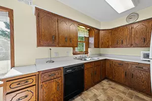 705 Arrowhead St, Aurora, MN 55705 - Photo 8