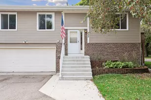 533 Ravoux Rd, Chaska, MN 55318 - Photo 1