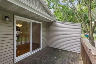533 Ravoux Road, Chaska, MN 55318 - Photo 12