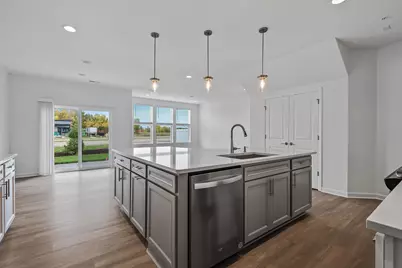 7195 Walnut Grove Way N, Maple Grove, MN 55311 - Photo 8