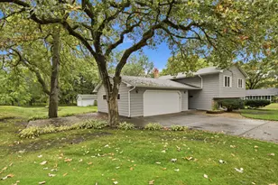 424 5th St S, Sauk Rapids, MN 56379 - Photo 2