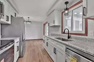 1017 Livingston Ave, West Saint Paul, MN 55118 - Photo 14