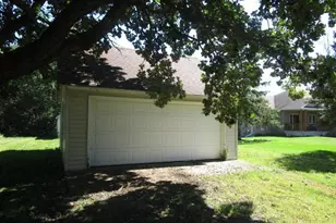 216 Main Street E, Geneva, MN 56035 - Photo 2
