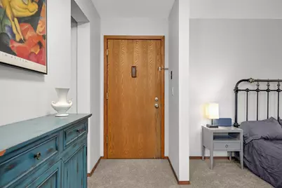 2536 Dupont Avenue S #101, Minneapolis, MN 55405 - Photo 2