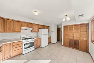 6980 Alpine Trail, Eden Prairie, MN 55346 - Photo 8