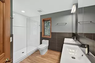 4840 Sparrow Rd, Minnetonka, MN 55345 - Photo 22