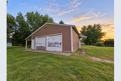 205 Heritage Boulevard NW, Isanti, MN 55040 - Photo 14