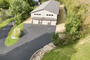 5000 County 21, La Crescent, MN 55947 - Photo 4