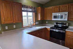 500 4th Ave NE, Hayfield, MN 55940 - Photo 12