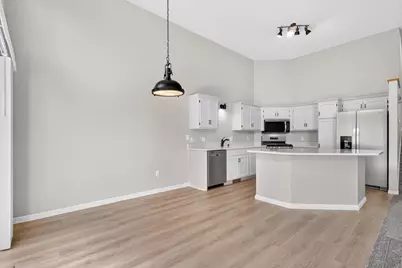 22413 Evergreen Circle, Forest Lake, MN 55025 - Photo 10