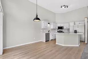 22413 Evergreen Cir, Forest Lake, MN 55025 - Photo 10