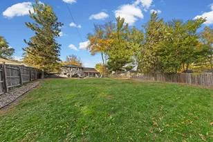 4625 Oxborough Ln, Bloomington, MN 55437 - Photo 44