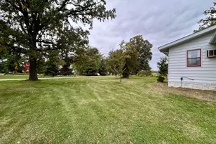 137 W 5th St, Newfolden, MN 56738 - Photo 12