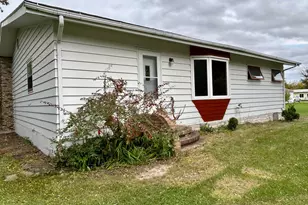 137 W 5th St, Newfolden, MN 56738 - Photo 16