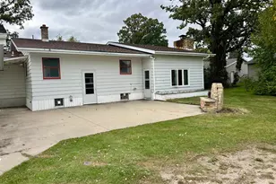 137 W 5th St, Newfolden, MN 56738 - Photo 2