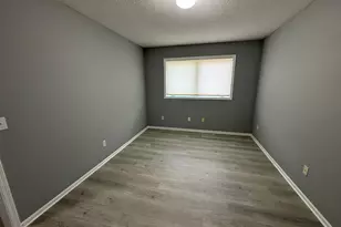 9113 Medley Cir, Golden Valley, MN 55427 - Photo 38