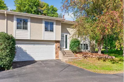 11037 104th Place N, Maple Grove, MN 55369 - Photo 2