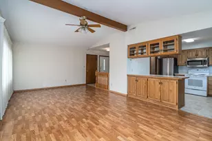 1618 Hoven Ln, Crookston, MN 56716 - Photo 8
