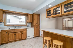 1618 Hoven Ln, Crookston, MN 56716 - Photo 12