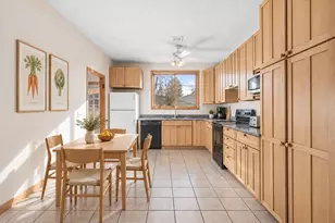 1012 Burgess St, Saint Paul, MN 55103 - Photo 2