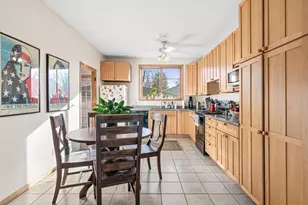 1012 Burgess St, Saint Paul, MN 55103 - Photo 10