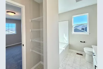 37538 Greenway Avenue, North Branch, MN 55056 - Photo 10