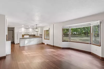 360 Quail Road, Dellwood, MN 55110 - Photo 16
