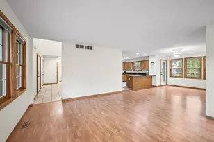 611 Bellvue Ln, Brooklyn Center, MN 55430 - Photo 12