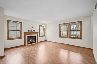 611 Bellvue Lane, Brooklyn Center, MN 55430 - Photo 10
