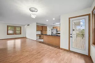 611 Bellvue Ln, Brooklyn Center, MN 55430 - Photo 16
