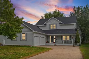 611 Bellvue Ln, Brooklyn Center, MN 55430 - Photo 1