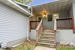 635 Cherry Ln, Royalton, MN 56373 - Photo 4
