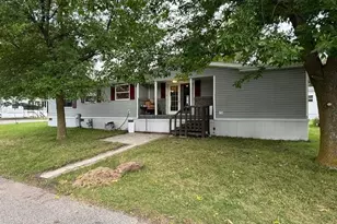 701 N Shakespeare Ave, Mankato, MN 56001 - Photo 1