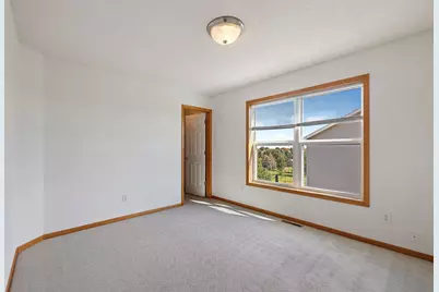 1096 Danube Avenue, Shakopee, MN 55379 - Photo 28