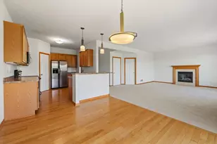1096 Danube Ave, Shakopee, MN 55379 - Photo 10