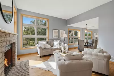 630 Sullivan Lane NE, Columbia Heights, MN 55421 - Photo 4