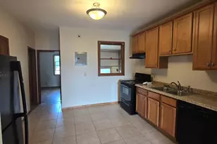 817 Lowry Ave NE, Minneapolis, MN 55418 - Photo 4
