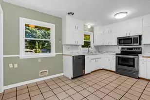 3926 Idaho Ave N, Crystal, MN 55427 - Photo 8