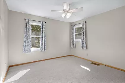 4716 Edgewood Avenue N, Crystal, MN 55428 - Photo 14