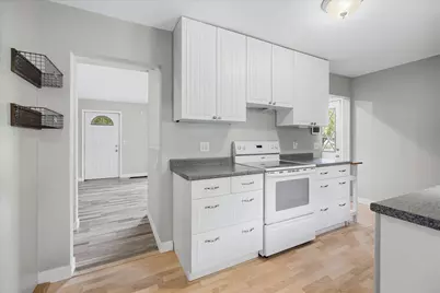 4716 Edgewood Avenue N, Crystal, MN 55428 - Photo 6